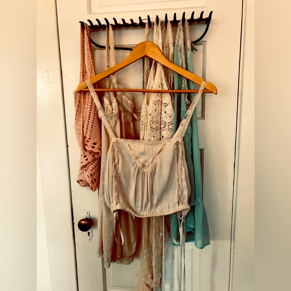 Urban Outfitters crop top